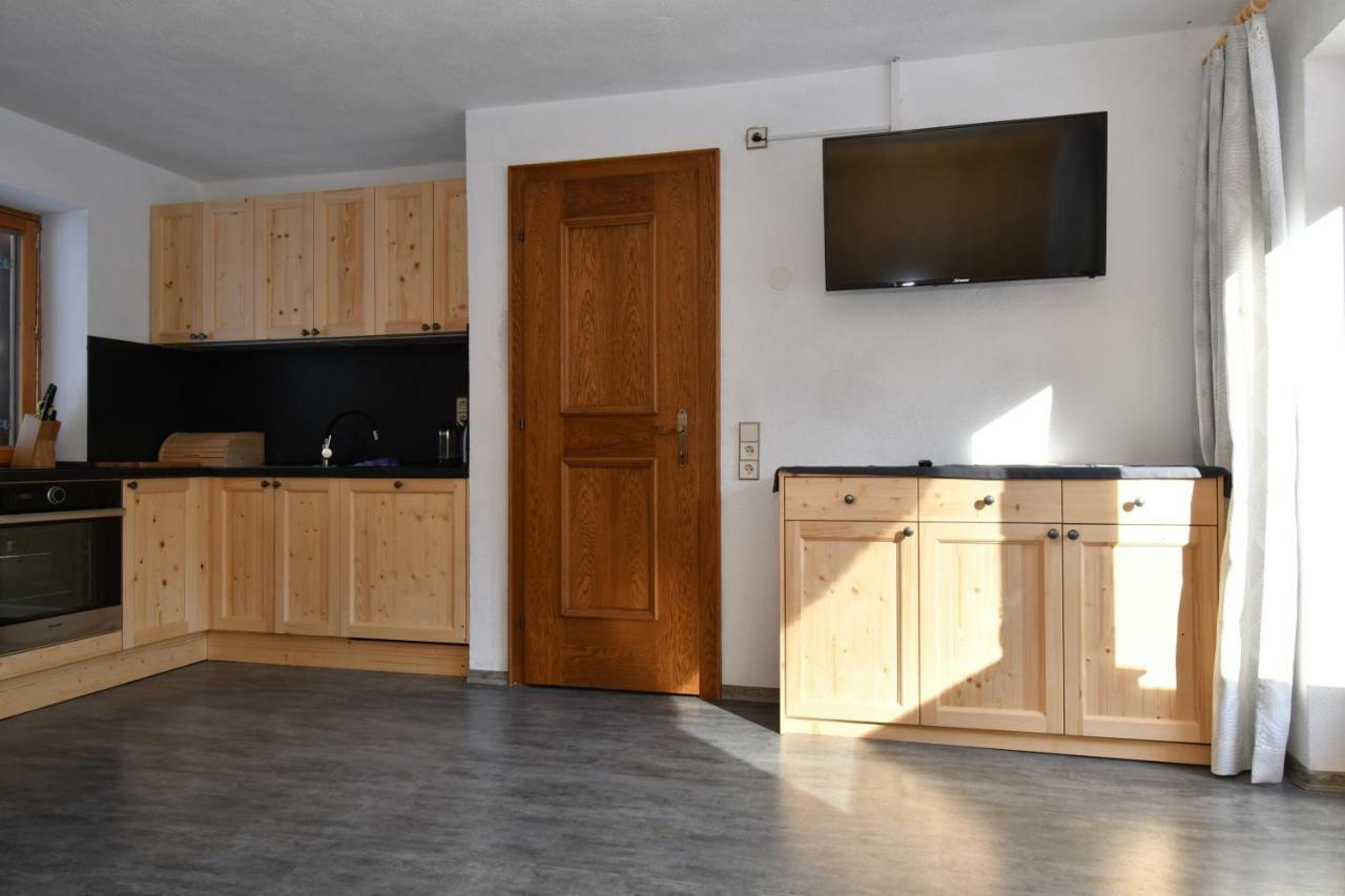 Haus Hubertus Apartment Санкт Леонард им Пицтал Екстериор снимка
